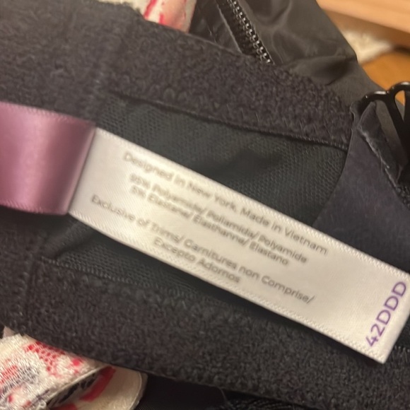 Adore Me brand size 42DDD black bralette - Picture 5 of 5
